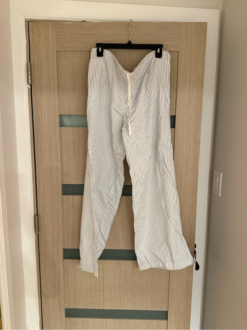 SKIMS White and Blue Poplin Striped Drawstring Pants